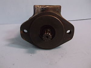 All kinds of faous brand Bearings and block VICKERS VANE HYDRAULIC PUMP 371307