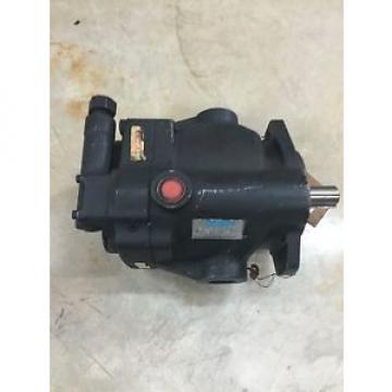 All kinds of faous brand Bearings and block VICKERS 02-142921 HYDRAULIC PUMP PVQ32 B2R SE1S 10 C14 11